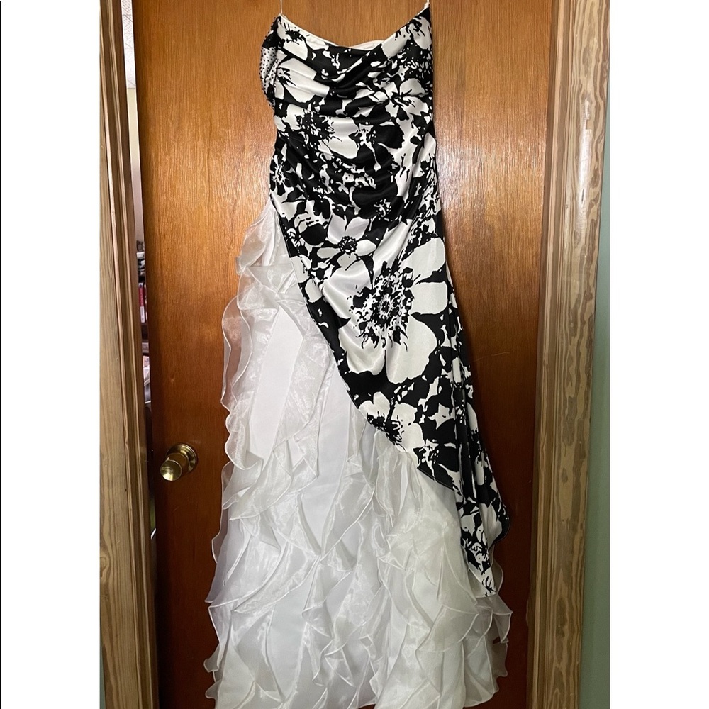 David’s Bridal Black & White Floral Prom Dress